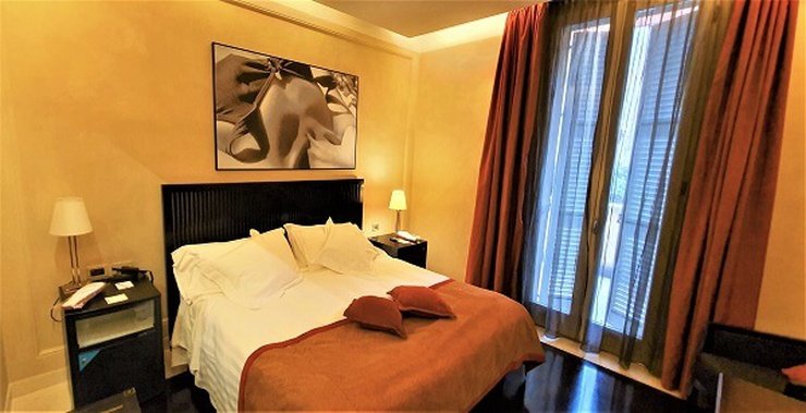 CHAMBRE DELUXE BALCONY Art Hotel Novecento Bologne, Italie CHAMBRE DELUXE BALCONY Art Hotel Novecento Bologne, Italie