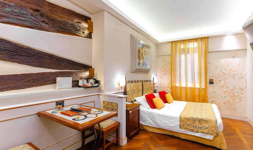 Chambre Double Deluxe Art Hôtel Commercianti Bologne Chambre Double Deluxe Art Hôtel Commercianti Bologne