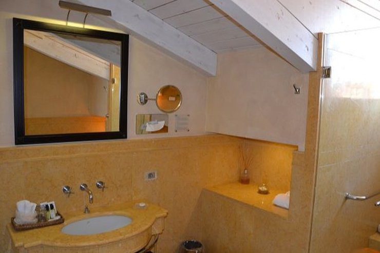 Suite galileo art hotel novecento bologne Suite galileo art hotel novecento bologne