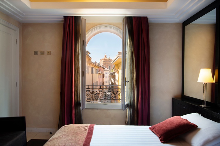 Chambre double prestige art hotel novecento bologne Chambre double prestige art hotel novecento bologne