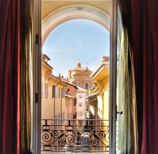 Chambre double prestige art hotel novecento bologne Chambre double prestige art hotel novecento bologne