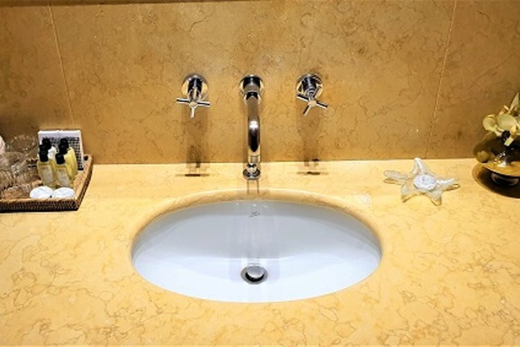Art suite art hotel novecento bologne Art suite art hotel novecento bologne