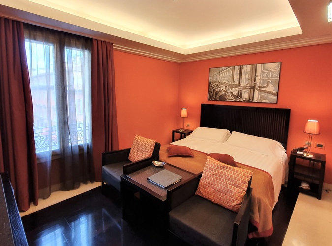Chambre double classique art hotel novecento bologne Chambre double classique art hotel novecento bologne