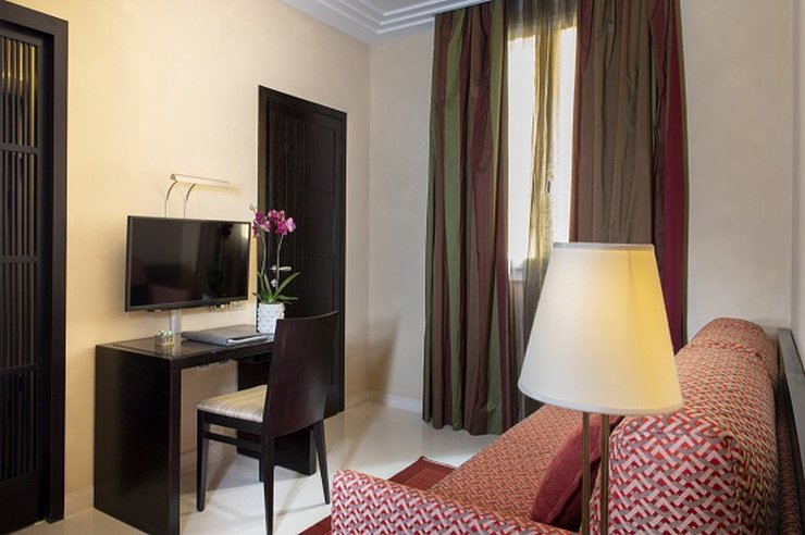 Art suite art hotel novecento bologne Art suite art hotel novecento bologne