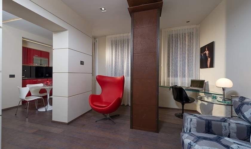 Luxury apartments  Art Hotel Commercianti Bologne