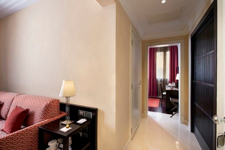 Art suite art hotel novecento bologne Art suite art hotel novecento bologne