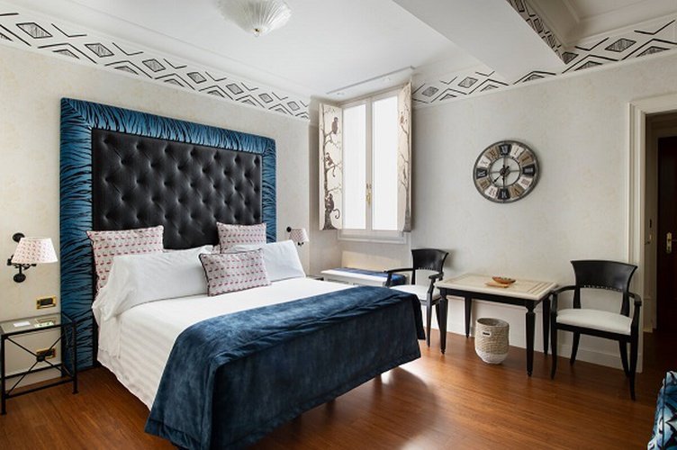 Junior la croix du sud art hotel orologio bologne, italie Junior la croix du sud art hotel orologio bologne, italie