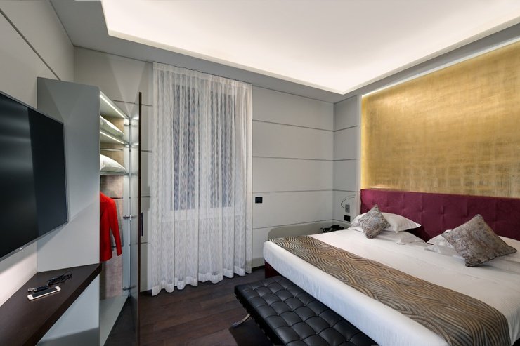 Luxury apartments art hotel commercianti bologne Luxury apartments art hotel commercianti bologne