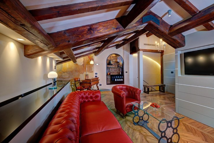 Suites art hotel commercianti bologne Suites art hotel commercianti bologne