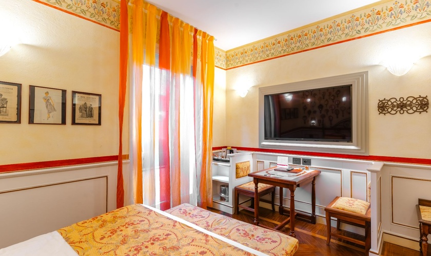 Chambre Double Deluxe Art Hôtel Commercianti Bologne Chambre Double Deluxe Art Hôtel Commercianti Bologne