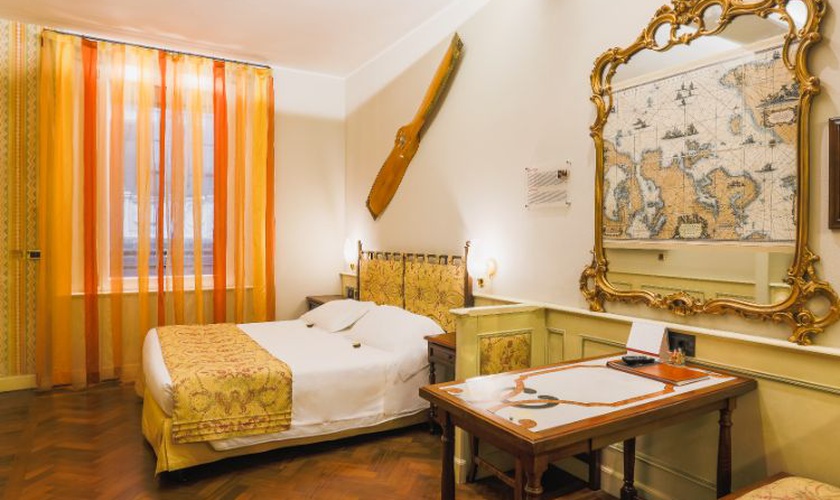 Chambre double deluxe Art Hotel Commercianti Bologne Chambre double deluxe Art Hotel Commercianti Bologne