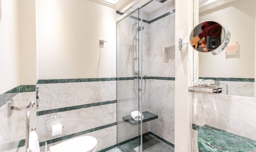 Chambre Double Deluxe avec Terrasse Art Hôtel Commercianti Bologne Chambre Double Deluxe avec Terrasse Art Hôtel Commercianti Bologne