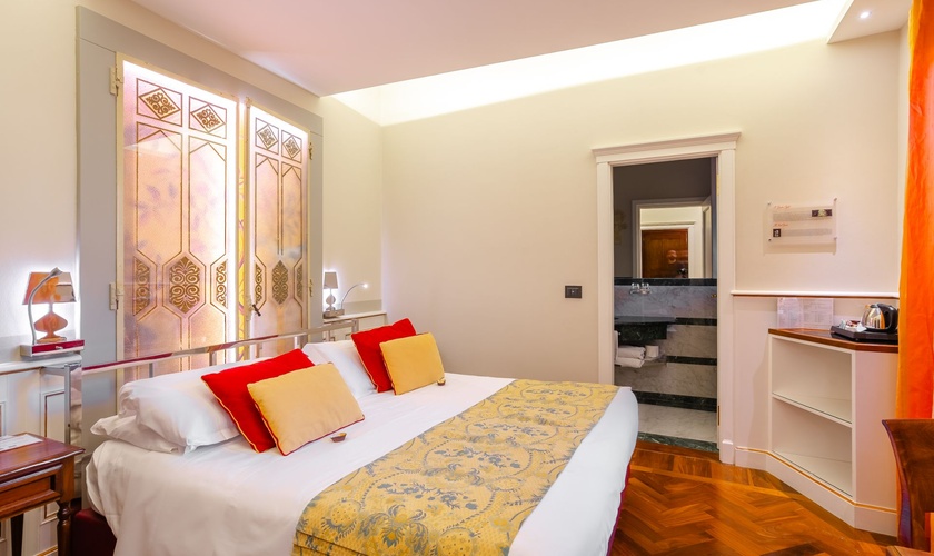 Chambre Double Deluxe Art Hôtel Commercianti Bologne Chambre Double Deluxe Art Hôtel Commercianti Bologne