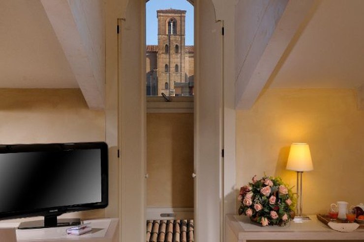 Chambre deluxe penthouse art hotel novecento bologne Chambre deluxe penthouse art hotel novecento bologne