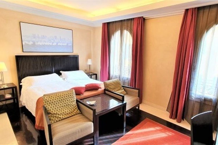 Art suite art hotel novecento bologne Art suite art hotel novecento bologne