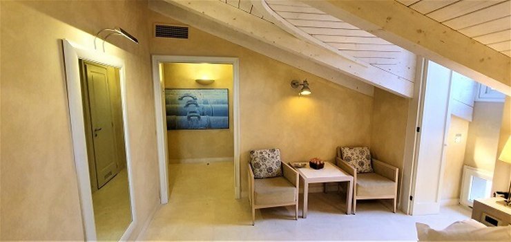 CHAMBRE DELUXE PENTHOUSE Art Hotel Novecento Bologne, Italie CHAMBRE DELUXE PENTHOUSE Art Hotel Novecento Bologne, Italie