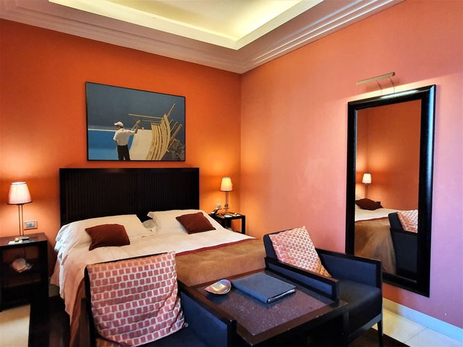 Chambre double classique art hotel novecento bologne Chambre double classique art hotel novecento bologne