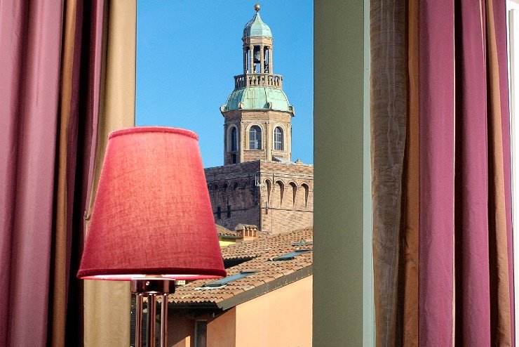 CHAMBRE DOUBLE CLASSIQUE Art Hotel Novecento Bologne, Italie CHAMBRE DOUBLE CLASSIQUE Art Hotel Novecento Bologne, Italie