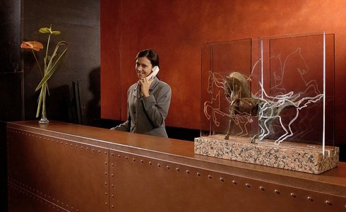 RECEPTION 24H/24H Art Hotel Novecento à Bologne RECEPTION 24H/24H Art Hotel Novecento à Bologne