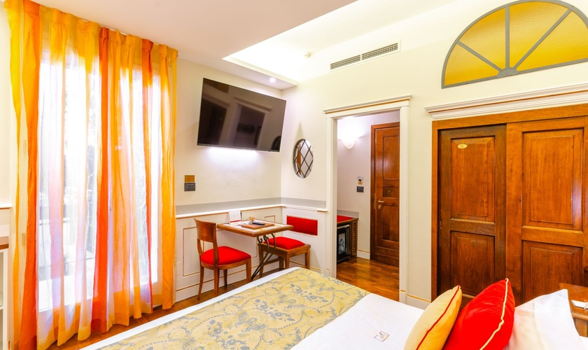 Chambre Double Deluxe Art Hôtel Commercianti Bologne Chambre Double Deluxe Art Hôtel Commercianti Bologne