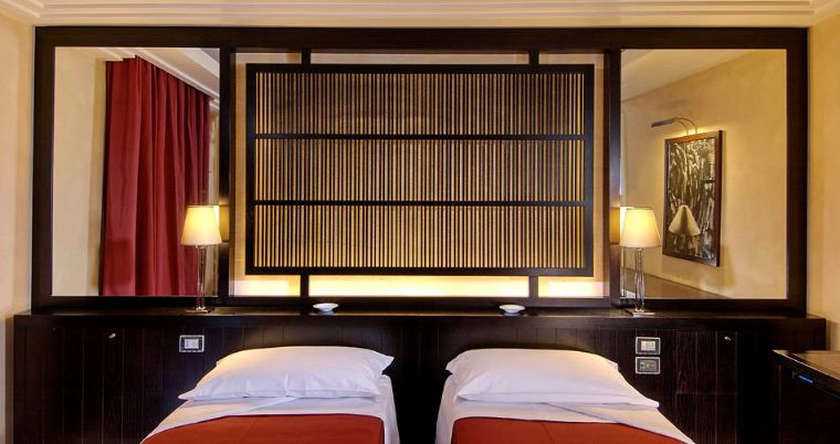Chambre double prestige art hotel novecento bologne Chambre double prestige art hotel novecento bologne
