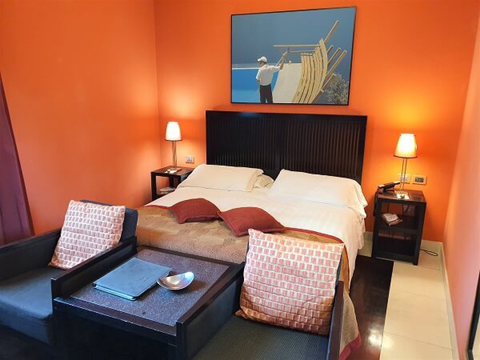 Chambre double classique art hotel novecento bologne Chambre double classique art hotel novecento bologne