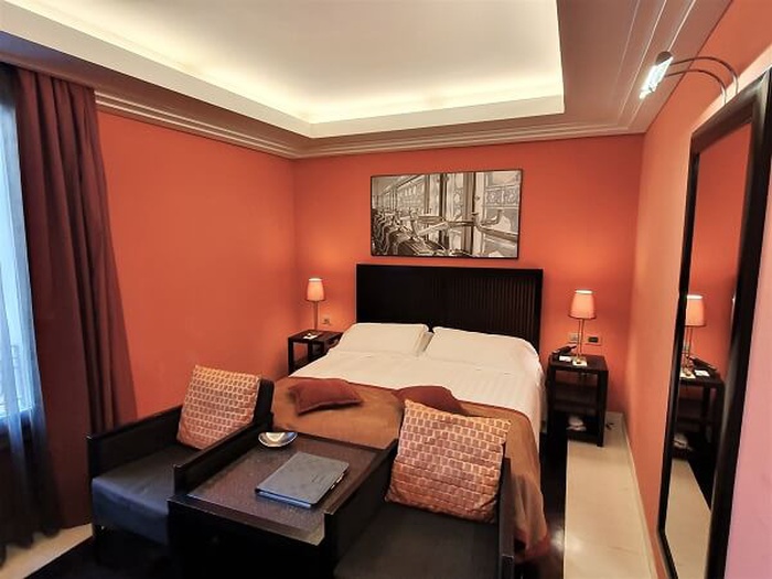 Chambre double classique art hotel novecento bologne Chambre double classique art hotel novecento bologne