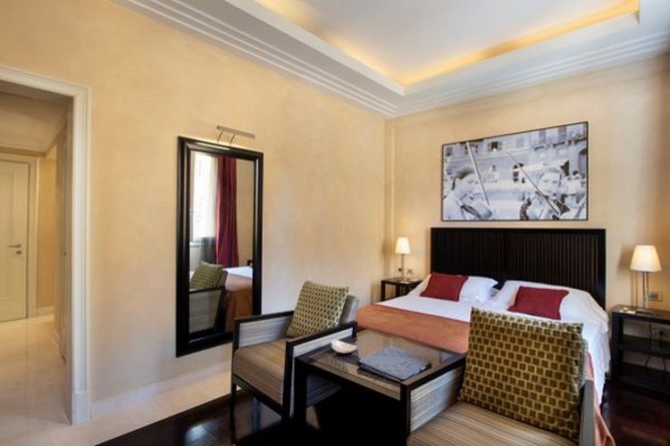 Art suite art hotel novecento bologne Art suite art hotel novecento bologne