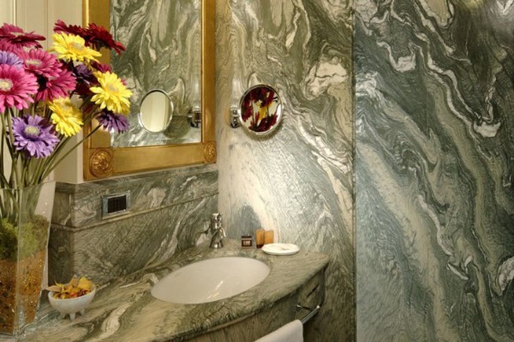 Chambre deluxe art hotel orologio bologne Chambre deluxe art hotel orologio bologne