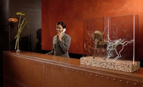 RECEPTION 24H/24H Art Hotel Novecento à Bologne, Italie RECEPTION 24H/24H Art Hotel Novecento à Bologne, Italie