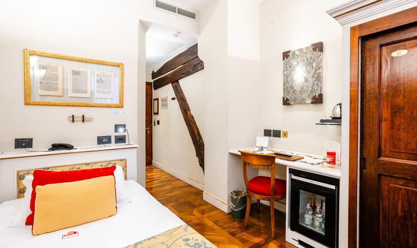 Chambre Individuelle Art Hôtel Commercianti Bologne Chambre Individuelle Art Hôtel Commercianti Bologne