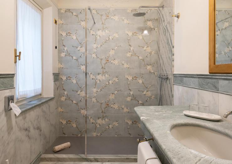 Suite Deluxe Sulla Via Della Seta Art Hotel Orologio Bologne Suite Deluxe Sulla Via Della Seta Art Hotel Orologio Bologne