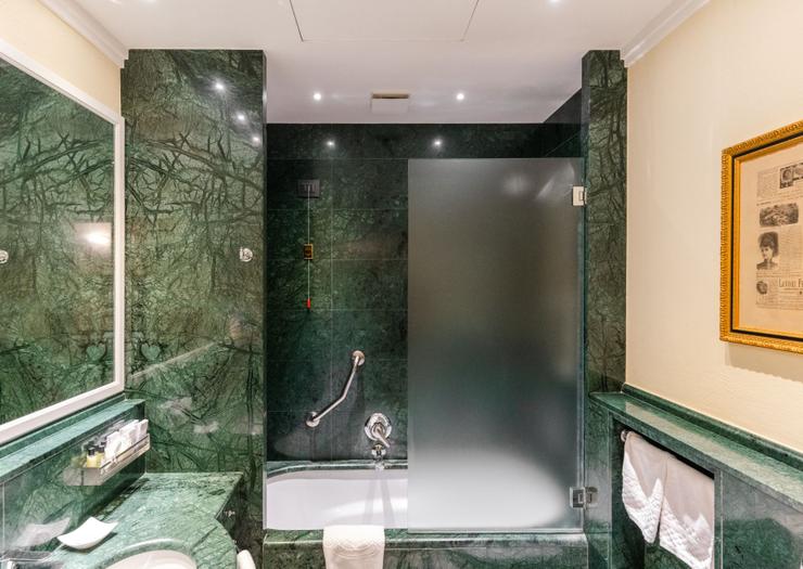Chambre Double Deluxe Art Hôtel Commercianti Bologne Chambre Double Deluxe Art Hôtel Commercianti Bologne