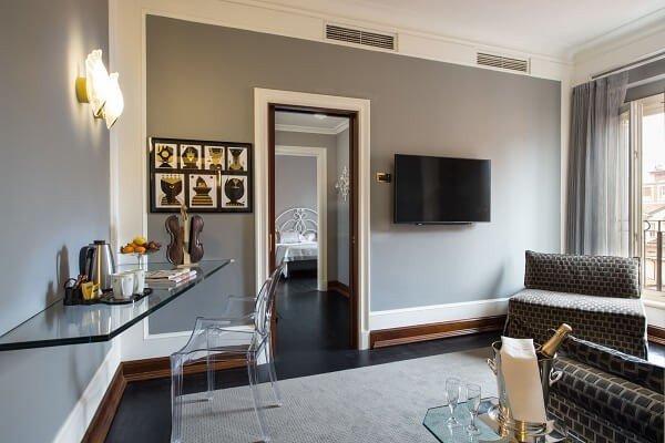 Suite Deluxe Ai Colli Art Hotel Orologio Bologne Suite Deluxe Ai Colli Art Hotel Orologio Bologne
